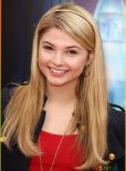 Stefanie Scott