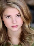 Stefanie Scott