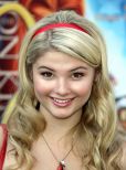 Stefanie Scott