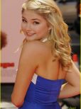 Stefanie Scott