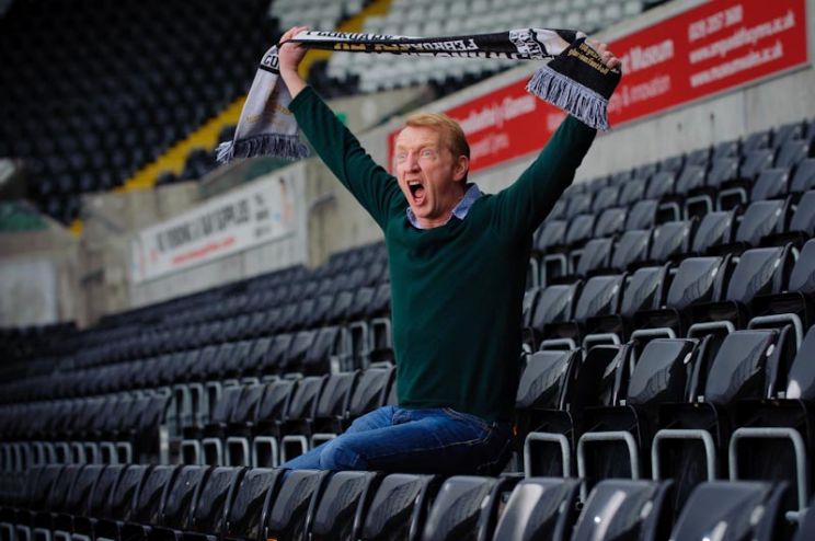 Steffan Rhodri