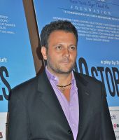 Stelio Savante