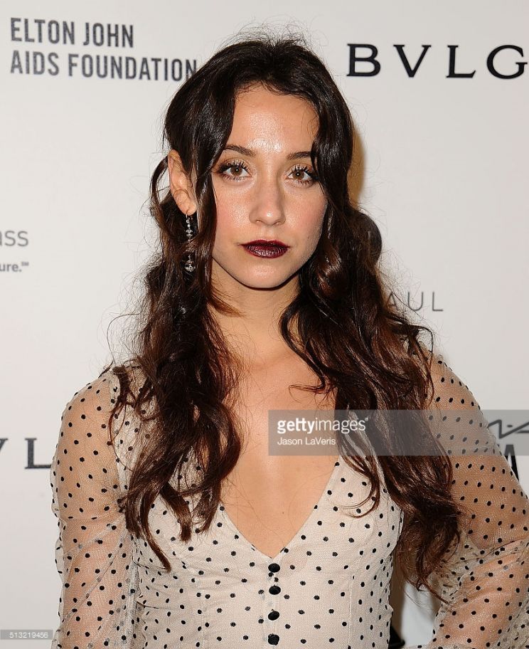 Stella Maeve