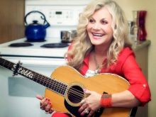 Stella Parton