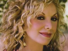 Stella Parton