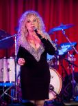 Stella Parton