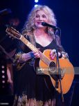 Stella Parton