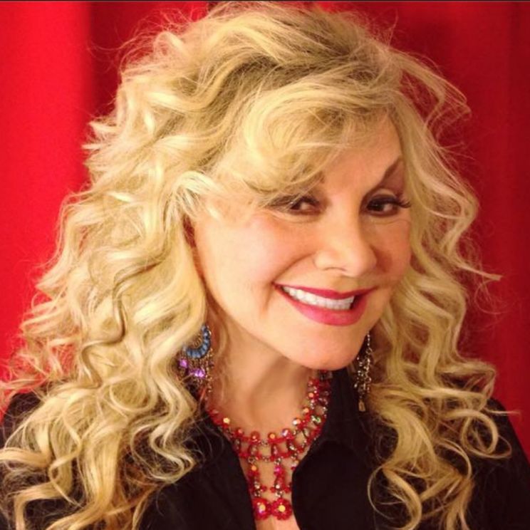 Stella Parton