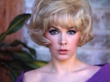 Stella Stevens