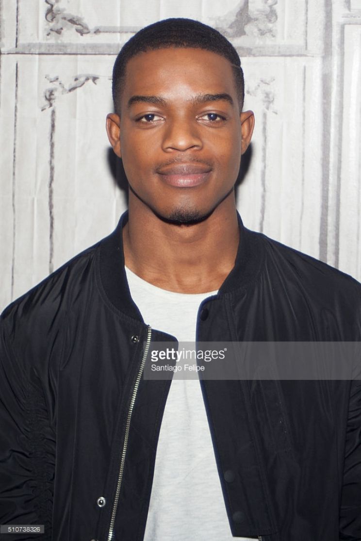 Stephan James