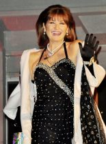 Stephanie Beacham photo