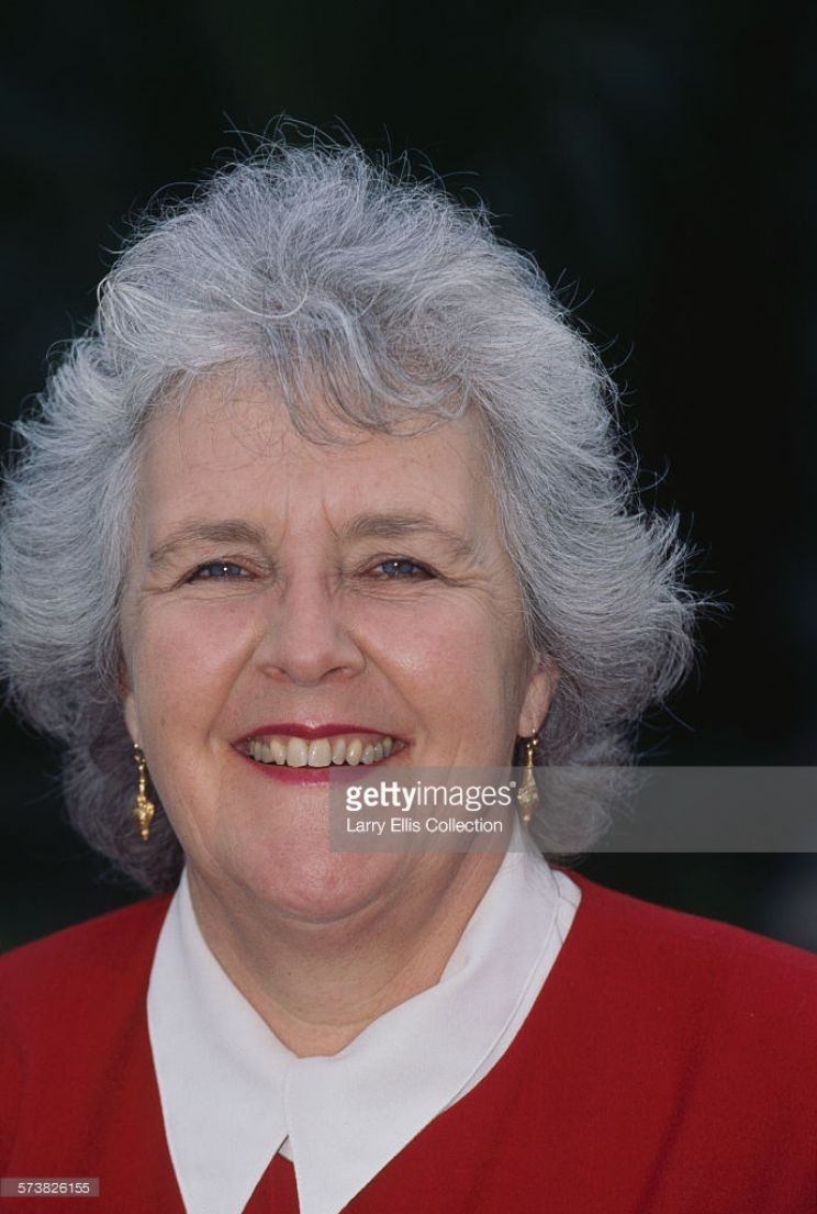 Stephanie Cole