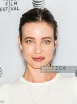 Stephanie Corneliussen photo
