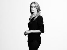 Stephanie March