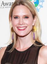 Stephanie March