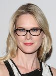 Stephanie March