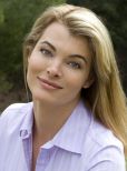 Stephanie Romanov
