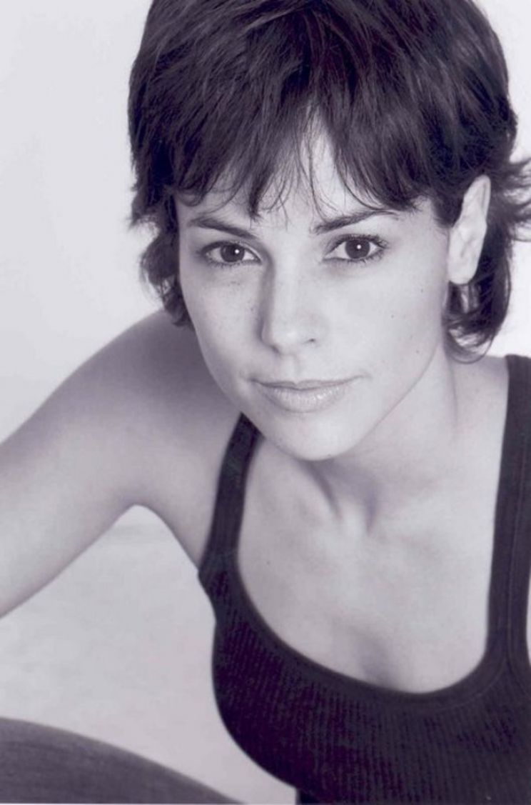 Stephanie Szostak