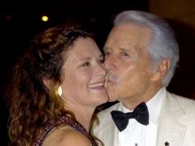 Stephanie Zimbalist photo