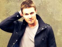 Stephen Amell