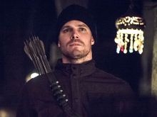 Stephen Amell #10031 picture (Landscape Medium)