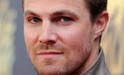 Stephen Amell