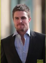 Stephen Amell