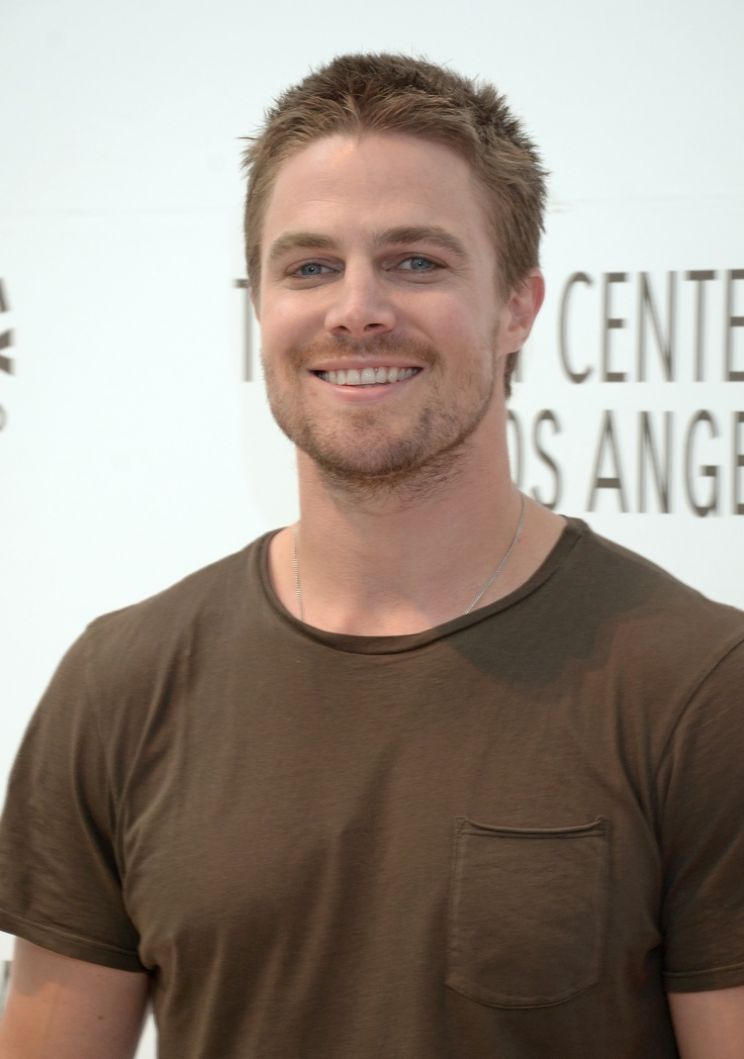 Stephen Amell