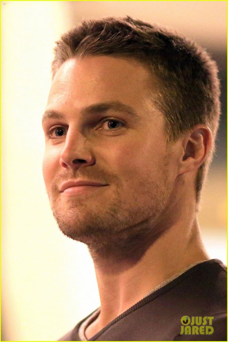 Stephen Amell
