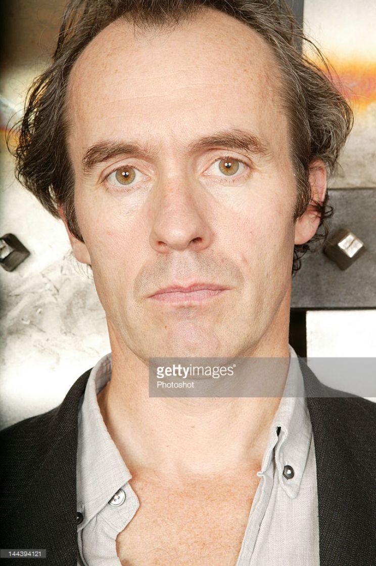 Stephen Dillane