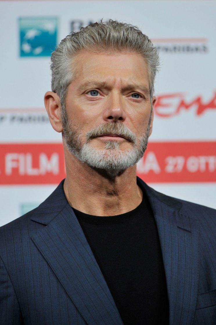 Stephen Lang