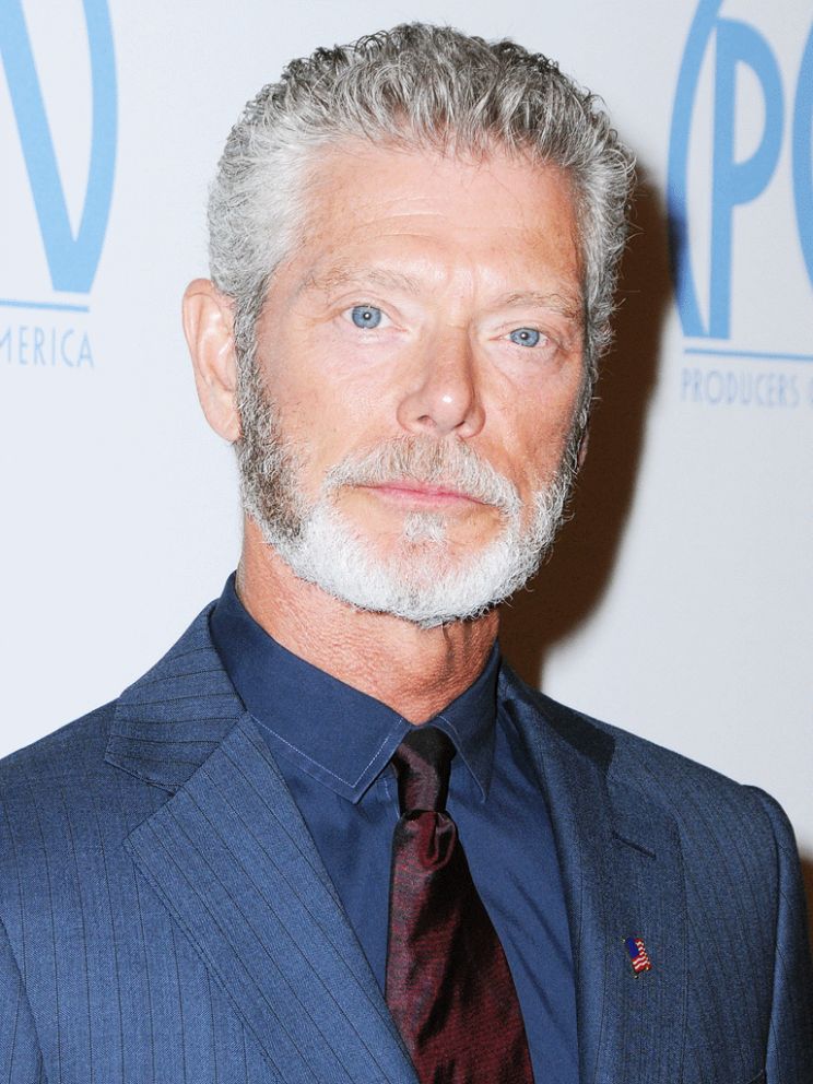 Stephen Lang