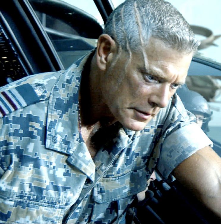 Stephen Lang