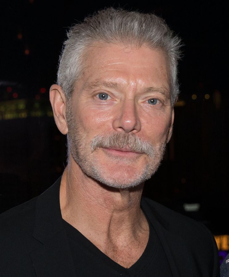 Stephen Lang