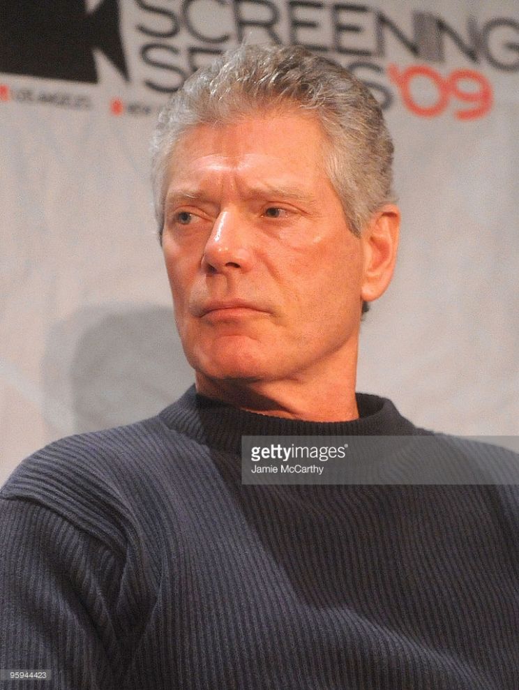 Stephen Lang