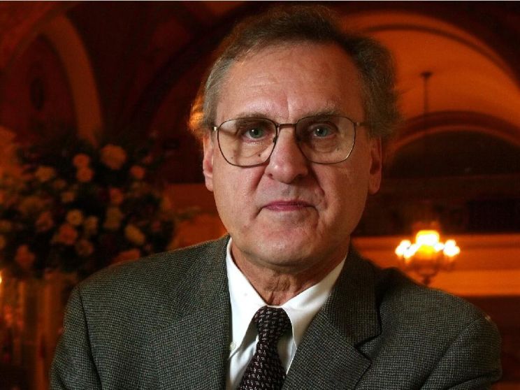 Stephen Lewis