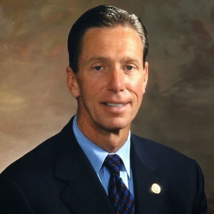 Stephen Lynch