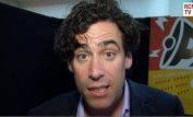 Stephen Mangan