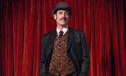 Stephen Mangan