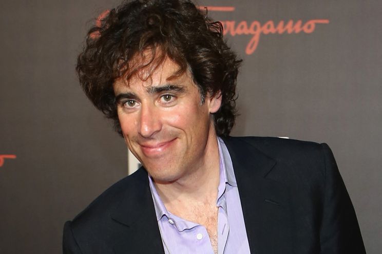 Stephen Mangan