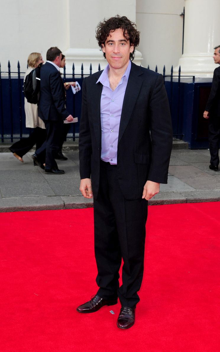 Stephen Mangan