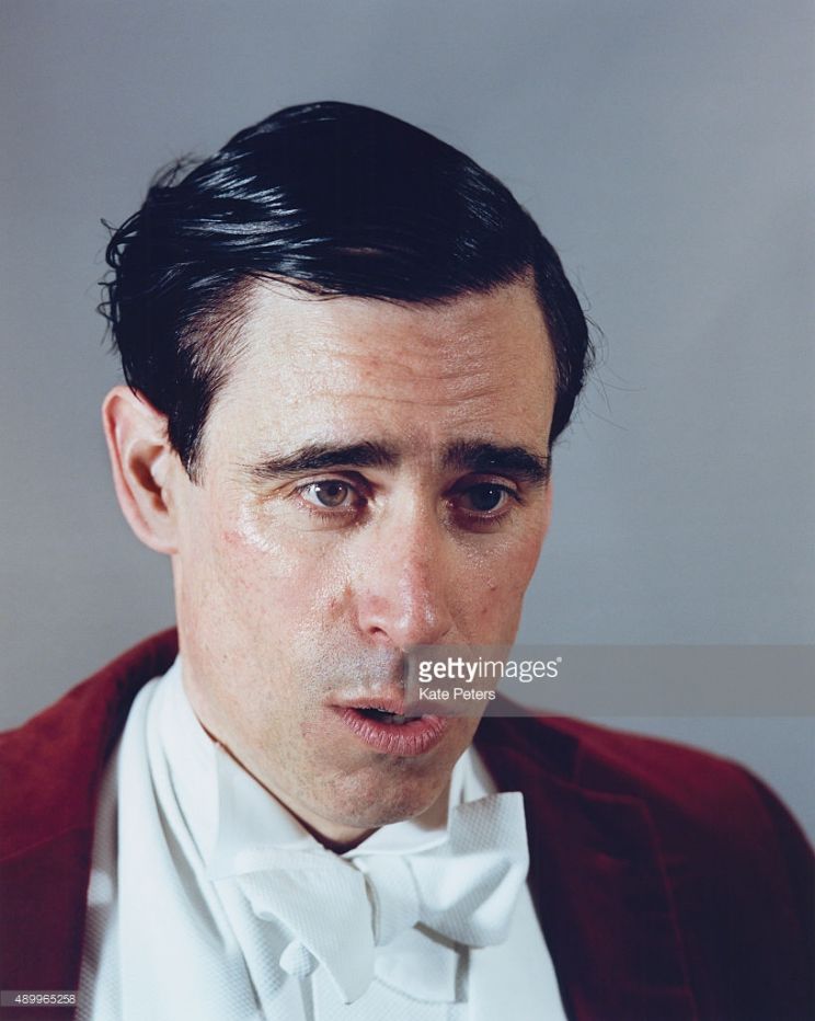 Stephen Mangan