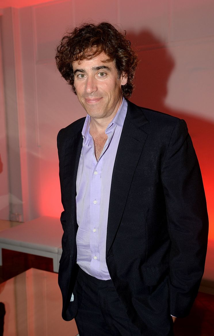 Stephen Mangan