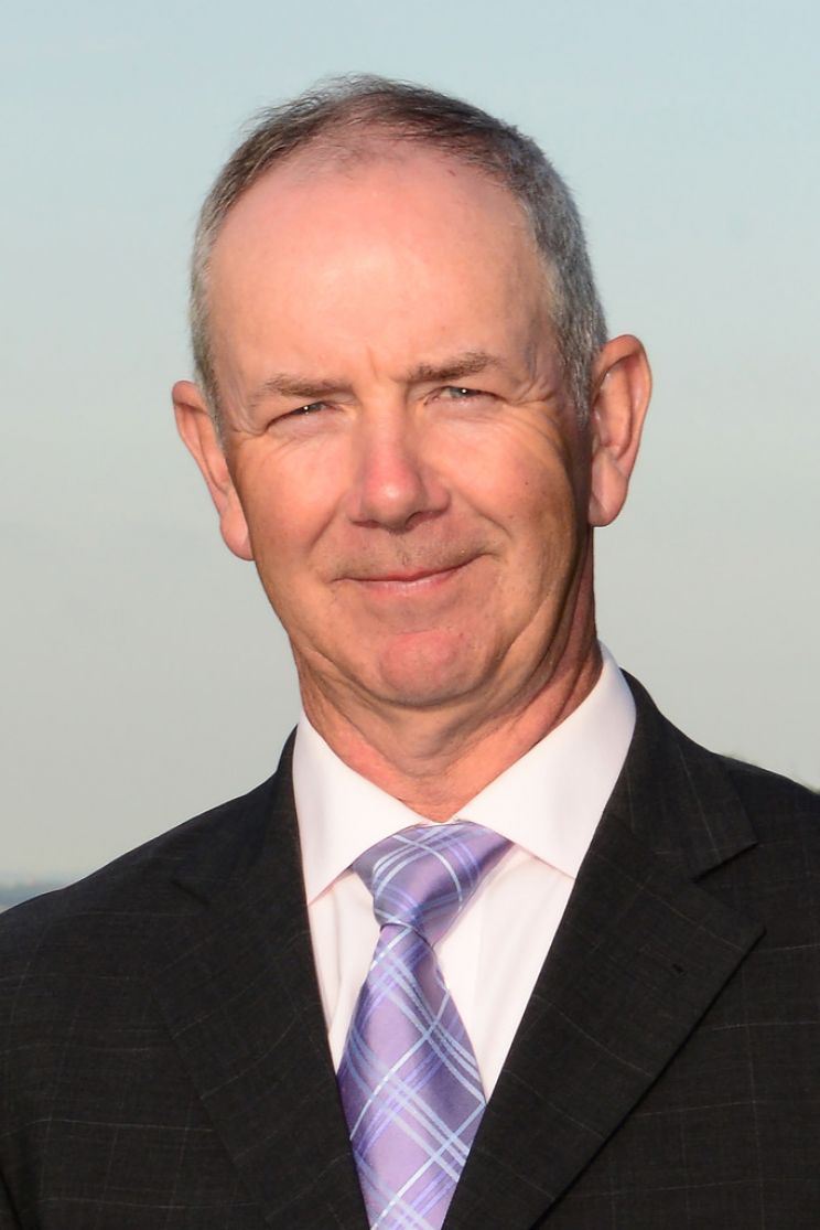 Stephen McNally