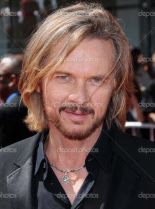 Stephen Nichols