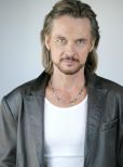 Stephen Nichols