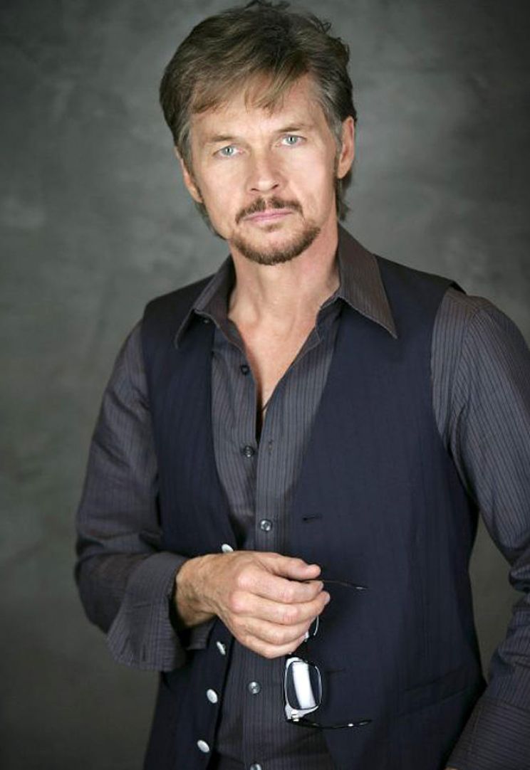 Stephen Nichols