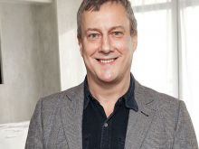 Stephen Tompkinson