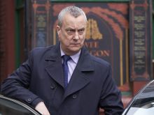 Stephen Tompkinson