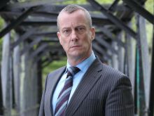 Stephen Tompkinson